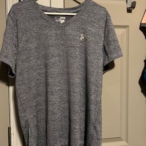 Gently used women’s tee
